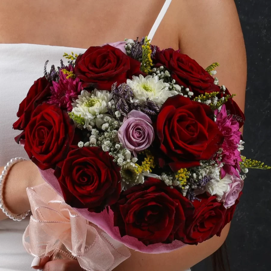 Romantic Night Red Roses