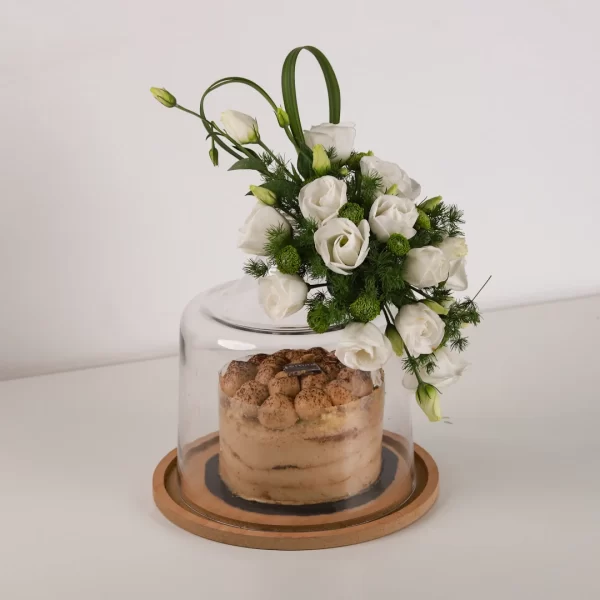 Tiramisu Petal Harmony Vase