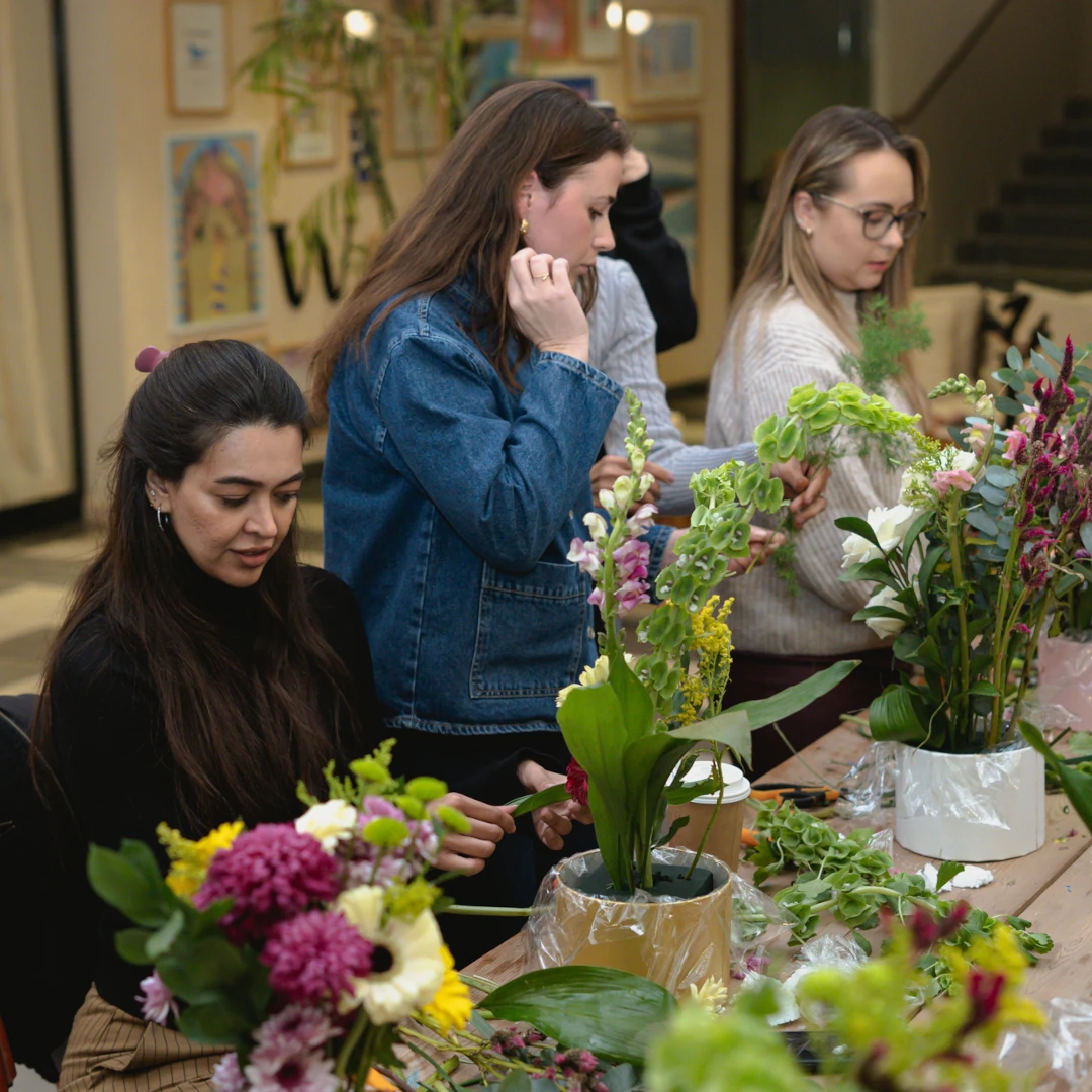 Petals & Leaves Flower Workshops